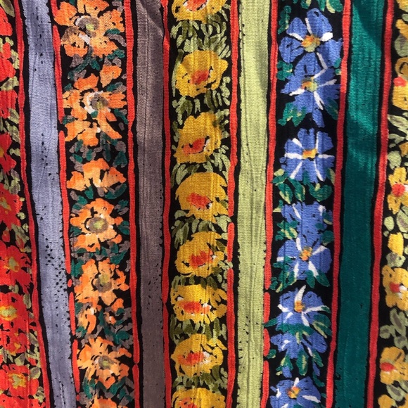 Vintage floral striped blouse size 10. Made in Canada. - Picture 3 of 4